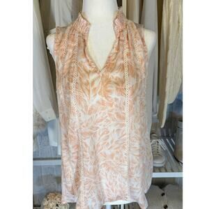 Elizabeth & James Women's Size S Light Pink & White Palm Leaf Blouse #0340